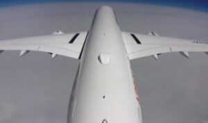 JAL個人モニター尾翼からのリアル映像