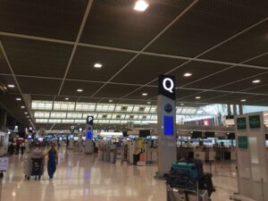成田空港第２ターミナル出発ロビー