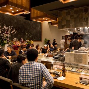 焼とりの八兵衛 博多店店内