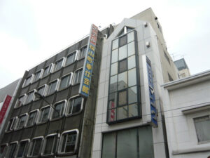 ホテル奉仕会館外観