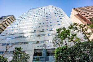 新宿ワシントンホテル 本館外観