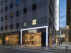スーパーホテルPremier東京駅八重洲中央口外観